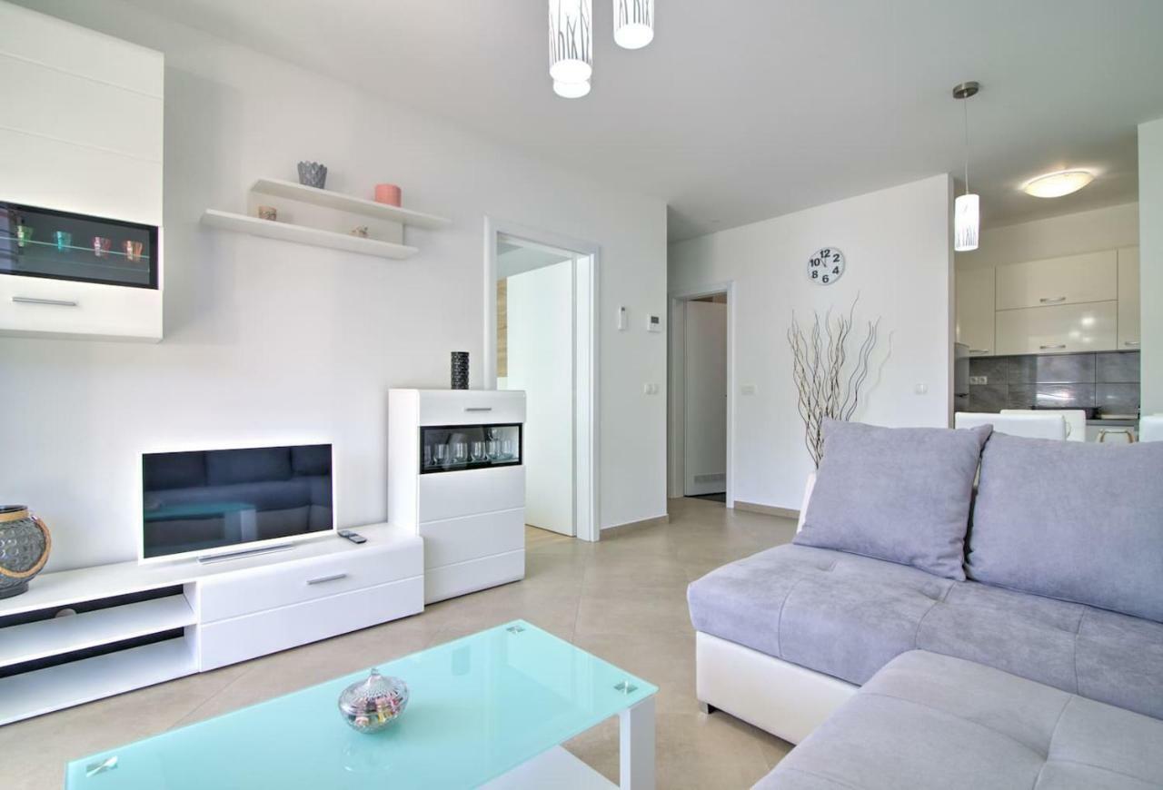 Apartment Waves-Villa Sunce Senj  Ngoại thất bức ảnh